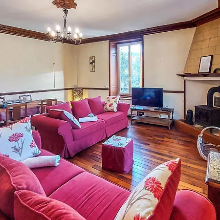 Casa de Férias 3 Bedroom Cozy In Ardes Chausse Haut